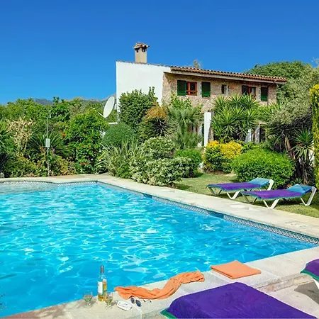 Villa Camarroja *