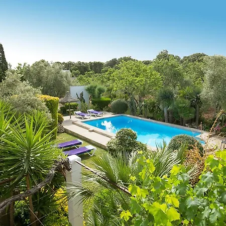 Camarroja Villa *